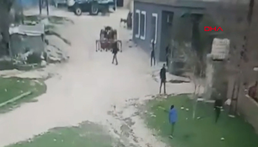 Babanın öldüğü, oğlunun yaralandığı silahlı kavganın görüntüleri ortaya çıktı