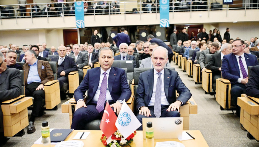 ‘Tek haneli enflasyon zor ama imkânsız değil’