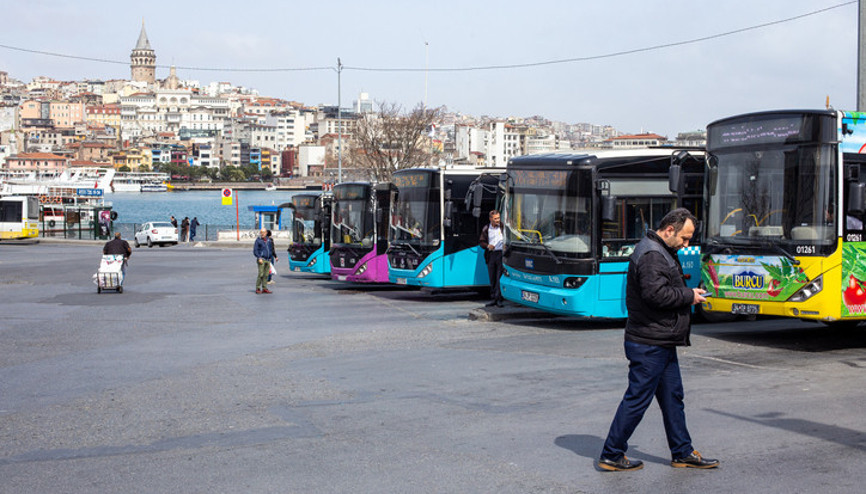 18 Martta toplu taşıma ücretsiz mi Bugün otobüs, metro, metrobüs, vapur ve Marmaray ücretsiz mi, indirimli mi, bedava mı 18 Martta toplu taşıma ücretsiz mi Bugün otobüs, metro, metrobüs, vapur ve Marmaray ücretsiz mi, indirimli mi, bedava mı