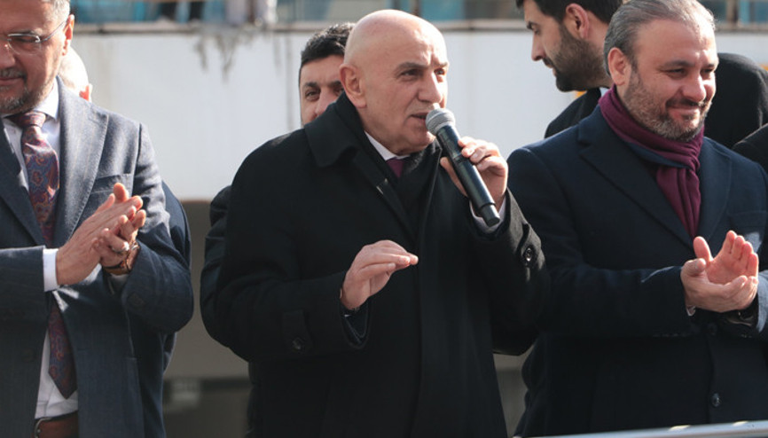 AK Partinin ABB Başkan adayı Turgut Altınok: 100 tane söz vermiş, 90ını tutmamış