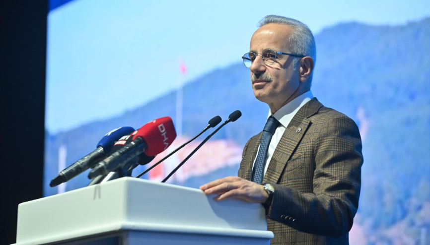 Bakan Uraloğlu: Eve kadar fiberde Avrupada 2. sıraya yükseldik