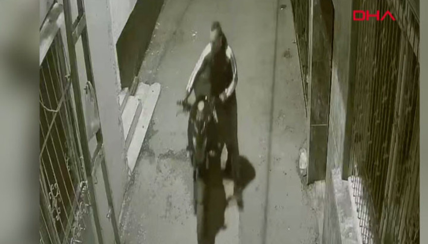 Çocukluk arkadaşının motosikletini şaka için çaldığını söyledi, sahibi ‘Tanımıyorum’ dedi