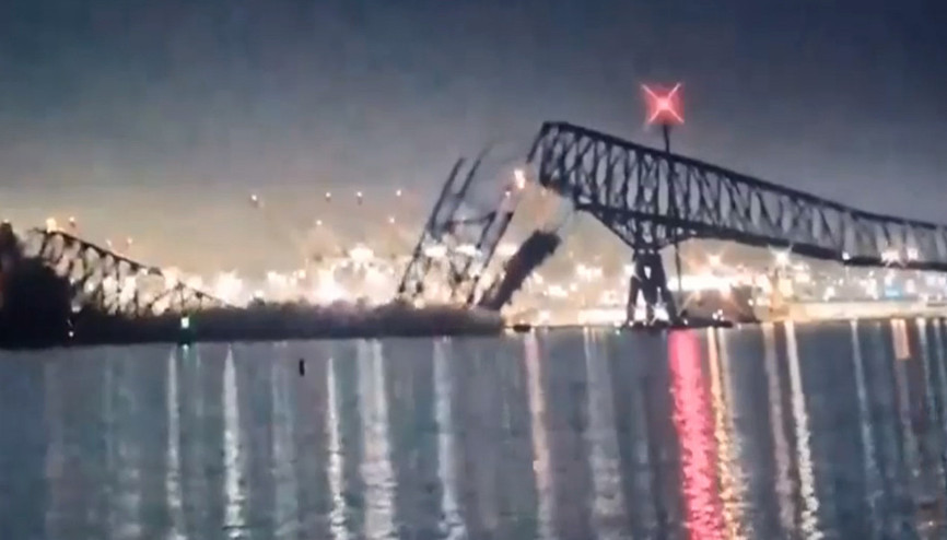 ABDnin Baltimore kentinde kargo gemisi köprüye çarptı Köprünün yıkılma anı kamerada