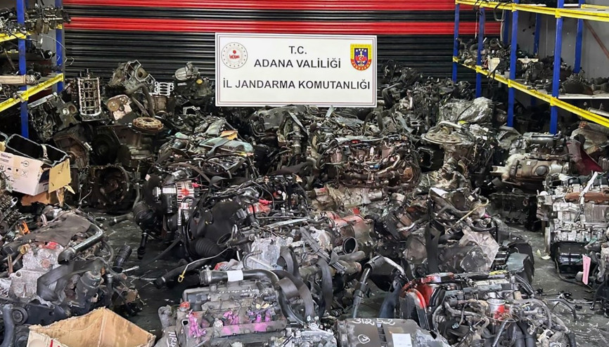 Ülkeye kaçak yollarla getirmiş 10 milyon TL değerinde 96 otomobil motoru yakalandı