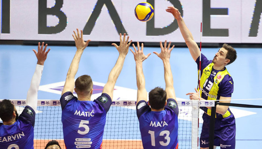 Fenerbahçe kaybetti, Kupa Voleyde finalin adı: Arkas Spor - Halkbank