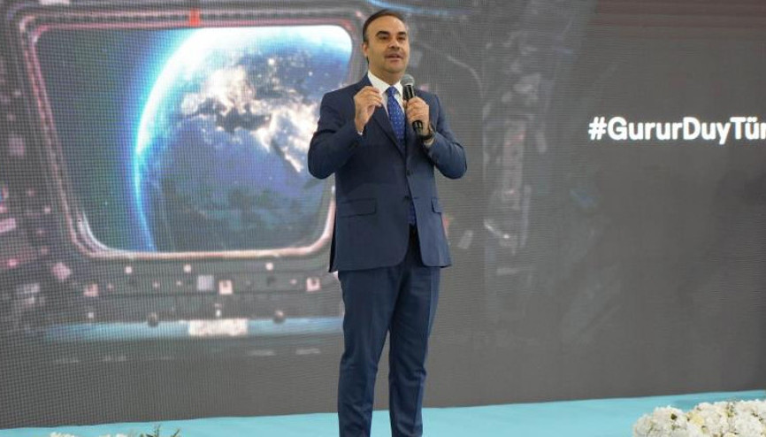 Bakan Kacırdan Ay Projesi açıklaması: Hibrit roketimizi uzayda ateşleyeceğiz