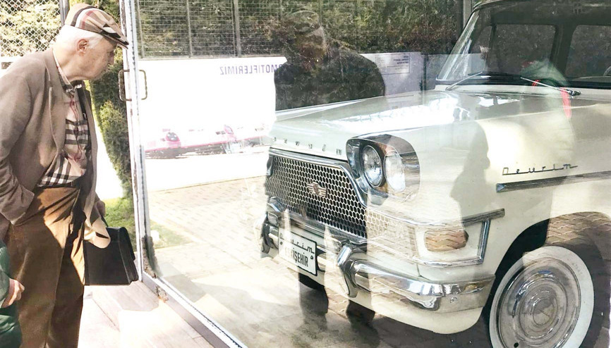 Devrim otomobilinin kahramanı hayata veda etti