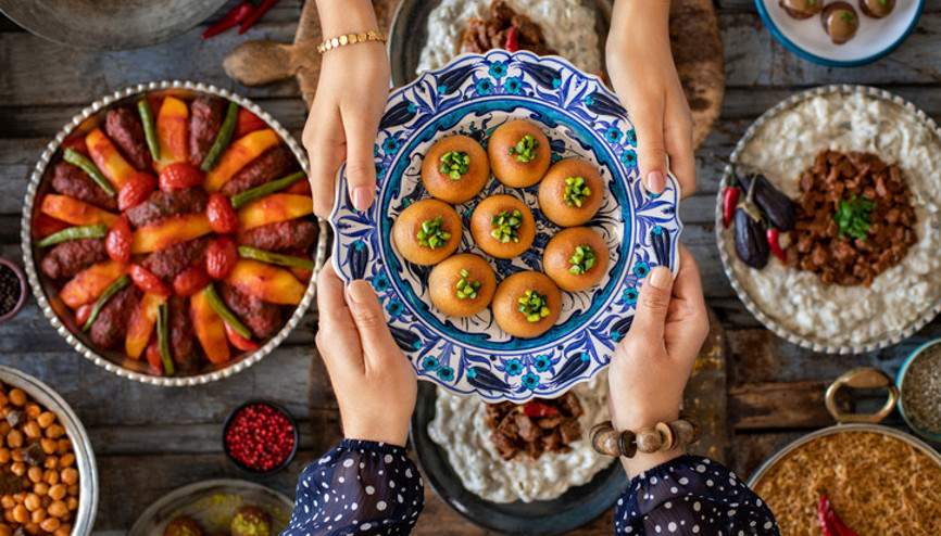 BUGÜNÜN İFTAR MENÜSÜ 28 MART || İftara ne pişirsem, akşama ne yemek yapsam Çorbadan tatlıya farklı Ramazan menüsü önerileri...