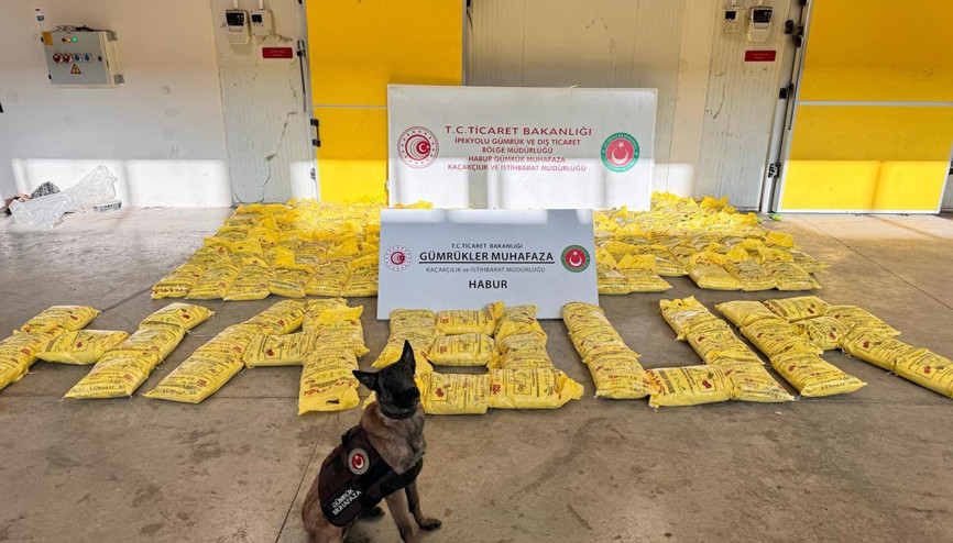 Son dakika... Habur Gümrük Kapısında 850 kilogram eroin ele geçirildi Son dakika... Habur Gümrük Kapısında 850 kilogram eroin ele geçirildi