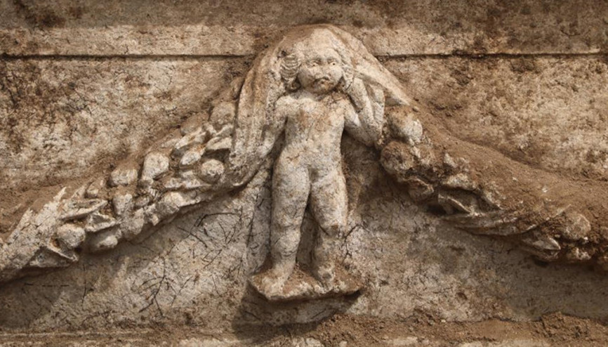 Hatayda kazı esnasında ortaya çıkan lahit koruma altına alındı