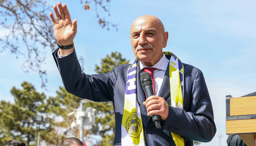 Turgut Altınokdan Mansur Yavaşa: 25 yıl belediye başkanlığı yapsan, 1 milyonluk evde oturamazsın