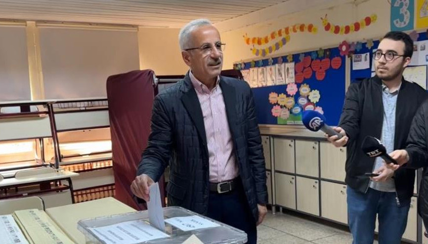 Bakan Uraloğlu, oyunu kullandı
