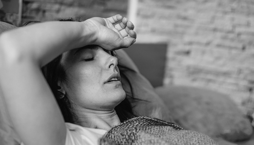 Bir gece uykudan baş ağrısı ile uyandı, geçmesini bekledi ama geçmedi… ‘Gözlerime olanlar hayatımı sonsuza dek değiştirdi’