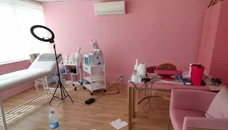 Antalyada izinsiz ve kayıt dışı güzellik merkezlerine baskın