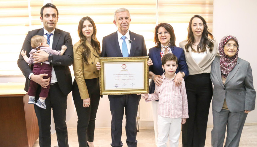 Mazbatayı aldı çağrı yaptı