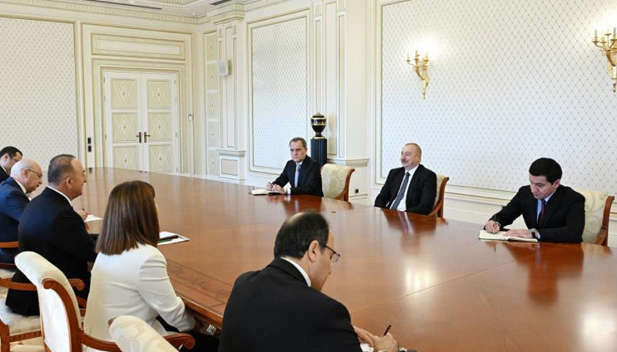 Aliyev, Çavuşoğlunu kabul etti