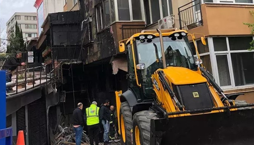 Beşiktaşta 29 kişinin yaşamını yitirdiği gece kulübü ve çevresinde çalışmalar devam ediyor