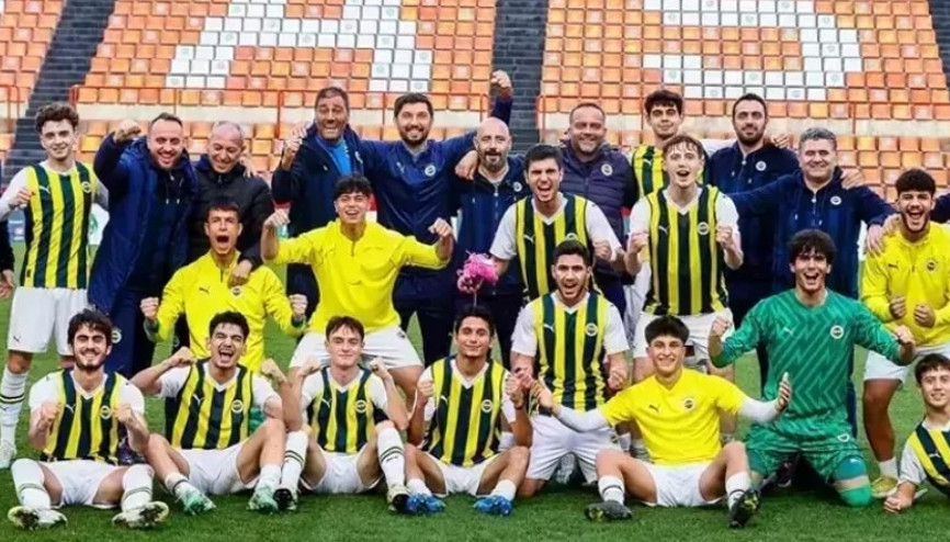 Fenerbahçe U19 oyuncu kadrosu || Fenerbahçe U19 takımı oyuncuları kimlerdir Süper Kupa final maçı Fenerbahçe U19 kadrosu (Futbolcuların isimleri)