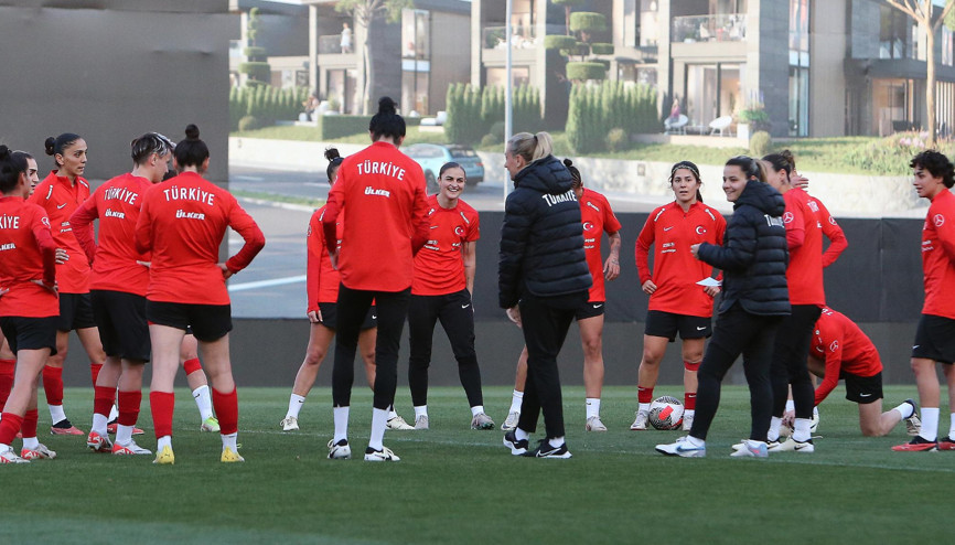 A Milli Kadın Futbol Takımı, Macaristan maçına hazır