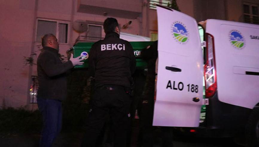 Sakaryada aile faciası Büyük oğul üvey annesini ve öz babasını, küçük kardeş ise ağabeyini öldürdü