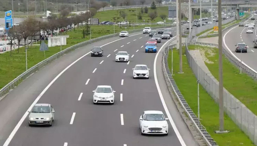 Tatilcilerin dönüş yolculuğu başladı