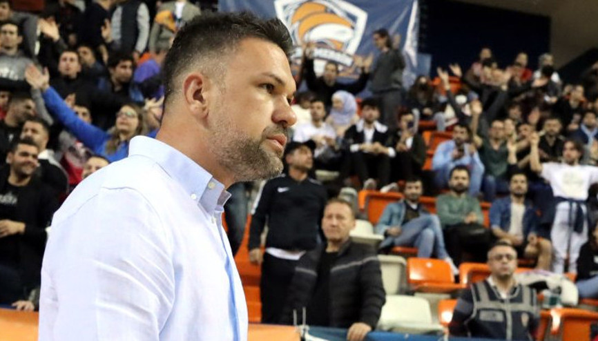 Çukurova Basketbolda Başkan Serdar Çevirgenden Fenerbahçe için anlamlı mesaj