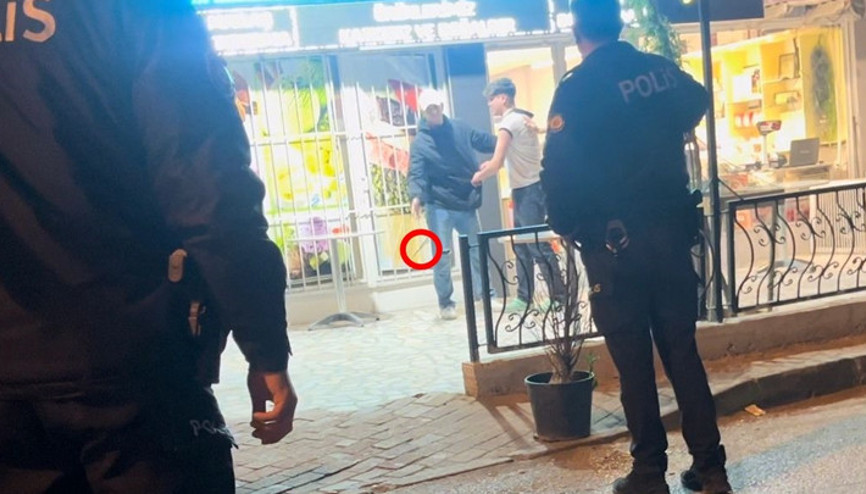 Bursada babası evden kovunca kardeşini bıçakla rehin aldı