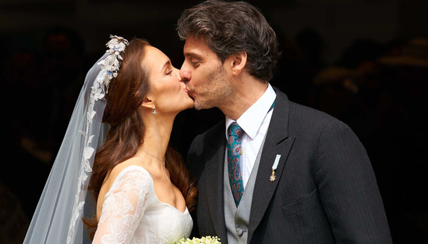 Tam nikah kıyılırken bayılmıştı... İlk bebeğini bekliyor