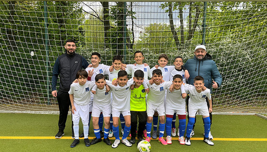 Aziz Nesin İlkokulu adını finale yazdırdı
