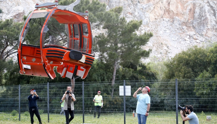 Teleferik faciasındaki 36 kabin 5 gün sonra yere indirildi