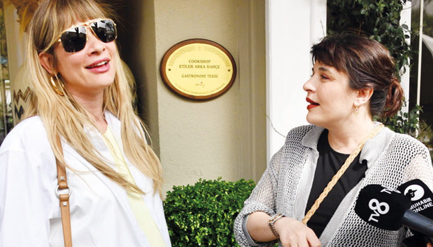 Gonca Vuslateri ile Müge Boz doğum için gün sayıyor: 8 tane erik sana  200 lira abla