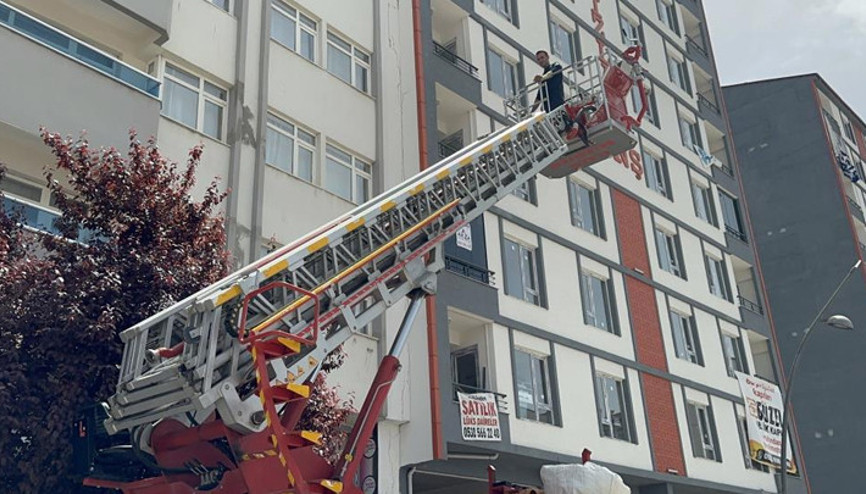 Elazığda ilginç olay 6 gündür haber alınamıyordu... Evde uyurken bulundu Elazığda ilginç olay 6 gündür haber alınamıyordu... Evde uyurken bulundu