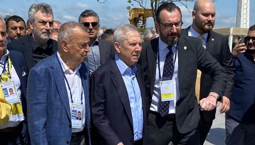 Aziz Yıldırım, Fenerbahçe Seçimli Yüksek Divan Kurulu Toplantısına katıldı