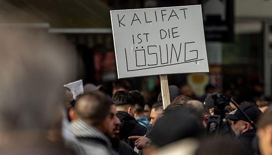 İslam düşmanlığı gösterisine tepki