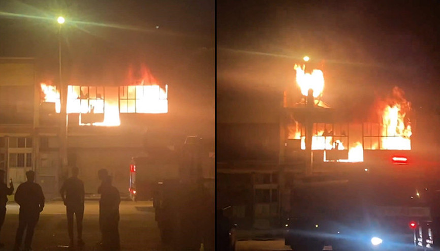 Mobilya imalathanesi alev alev yandı
