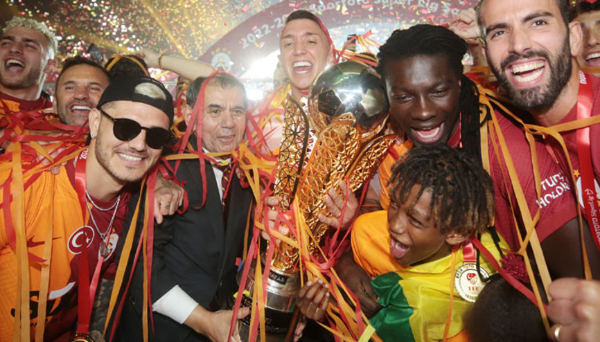 Gomis: Icardi, PSGde göremediği sevgiyi Galatasarayda buldu