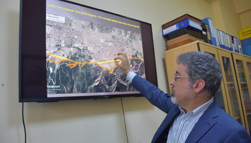 Prof. Dr. Hasan Sözbilirden Tuzla fayı uyarısı: Fayın uzunluğu 50 km... Yakın bir zamanda kırılma ihtimali yüksek