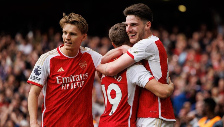 Arsenal, Bournemouthu 3 golle geçti Enes Ünal...
