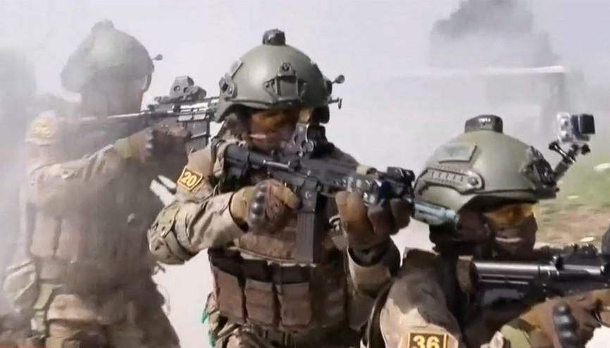 Dağda, denizde, havada ve karada...  Komando eğitimi nasıl veriliyor