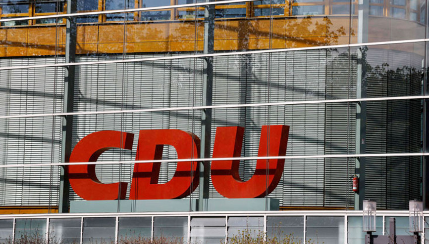 Gözler CDU kurultayında