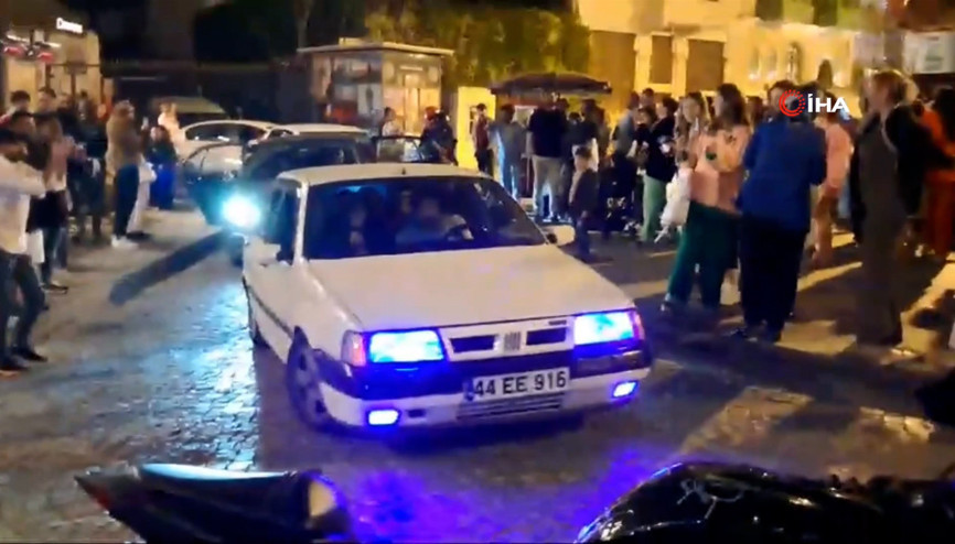 Galata’da pes dedirten nişan kutlaması: Hastane yolunu kesip Erik Dalı oynadılar