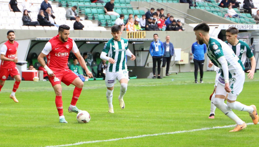 Ümraniyespor, Giresunsporu 2 golle devirdi