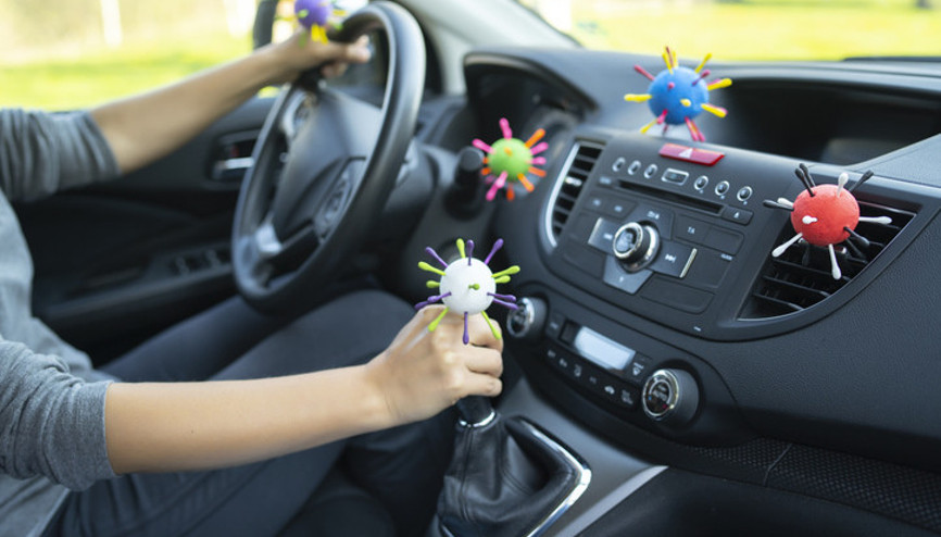 Aman dikkat, arabanız sizi hasta edebilir İnanması güç ama arabanızın içi klozet kapağından bile daha kirli...