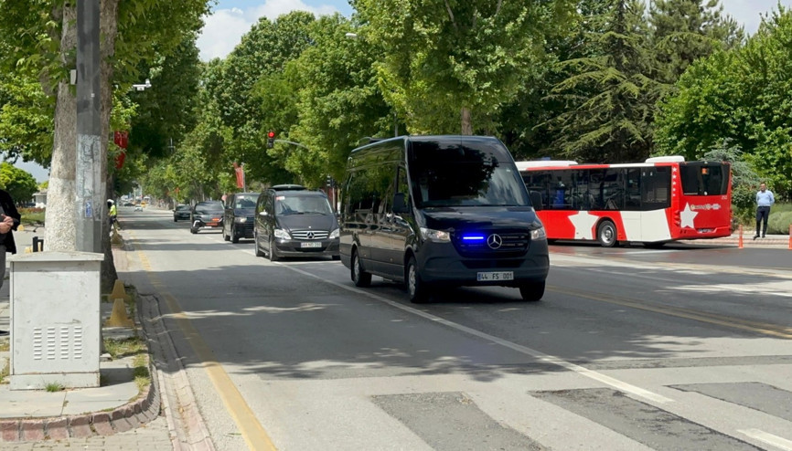 Ulaştırma ve Altyapı Bakanı Uraloğlunun konvoyunda tasarruf tedbiri