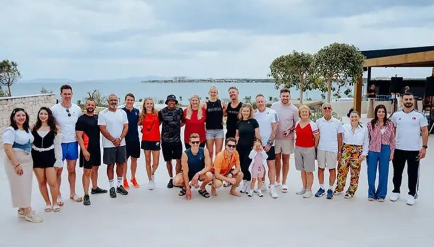 Olimpiyat madalyalı sporcular tarihi başarılarının hikayelerini anlattı