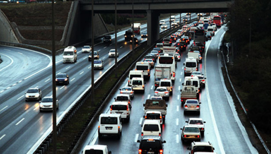 Dikkat İstanbulda cumartesi günü bazı yollar trafiğe kapatılacak