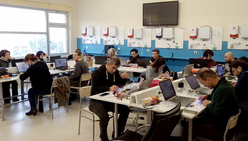 Öğretmenler yaz seminerlerine farklı illerden katılabilecek Öğretmenler yaz seminerlerine farklı illerden katılabilecek
