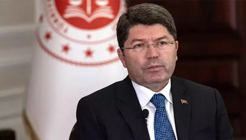 Avukat başörtülü mahkeme heyetini reddetmişti... Bakan Tunç: Soruşturma başlatıldı Avukat başörtülü mahkeme heyetini reddetmişti... Bakan Tunç: Soruşturma başlatıldı