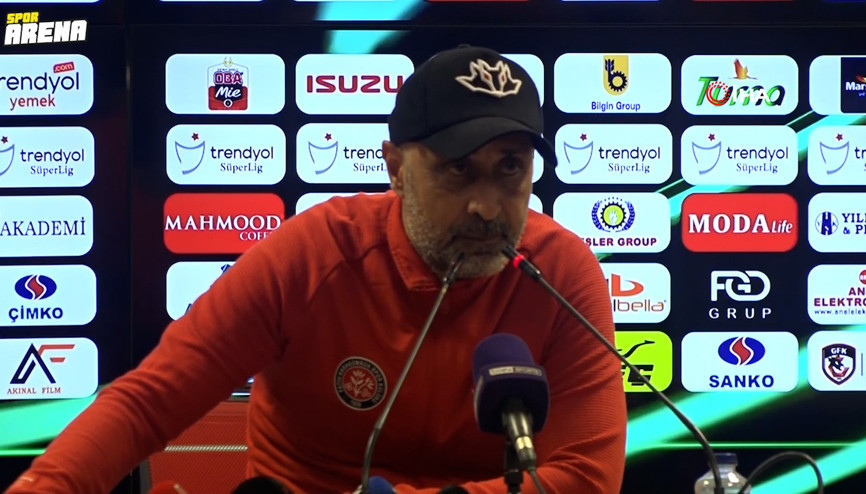 Tolunay Kafkastan küme düştükleri maçın ardından tepki: Herkes mutlu olsun Tolunay Kafkastan küme düştükleri maçın ardından tepki: Herkes mutlu olsun