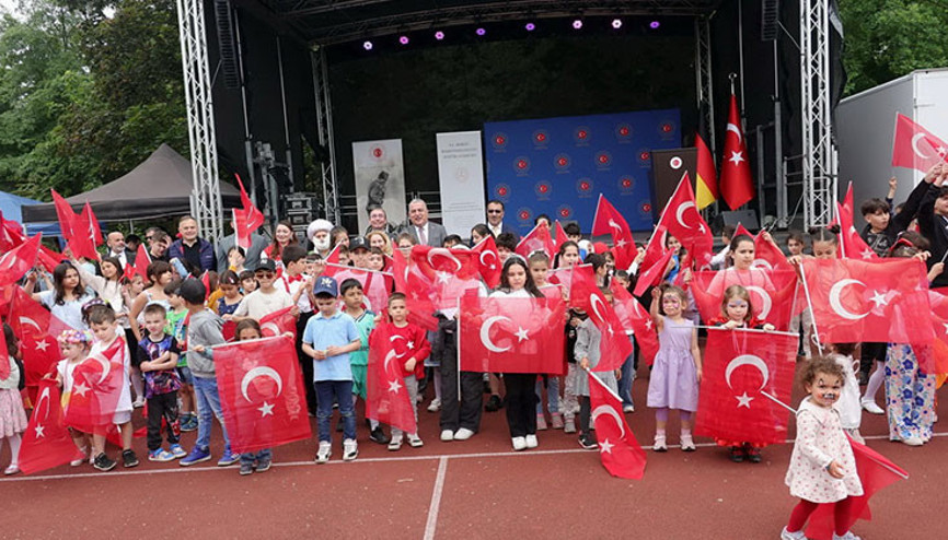 Avrupa’da 19 Mayıs coşkusu